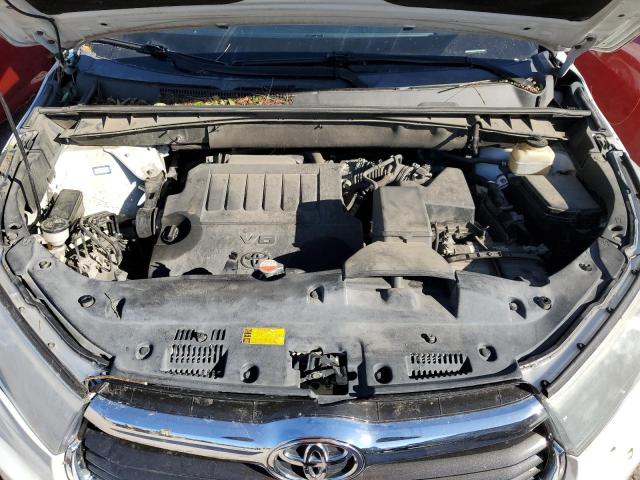 VIN 5TDKKRFH7FS111722 2015 Toyota Highlander, Xle no.12