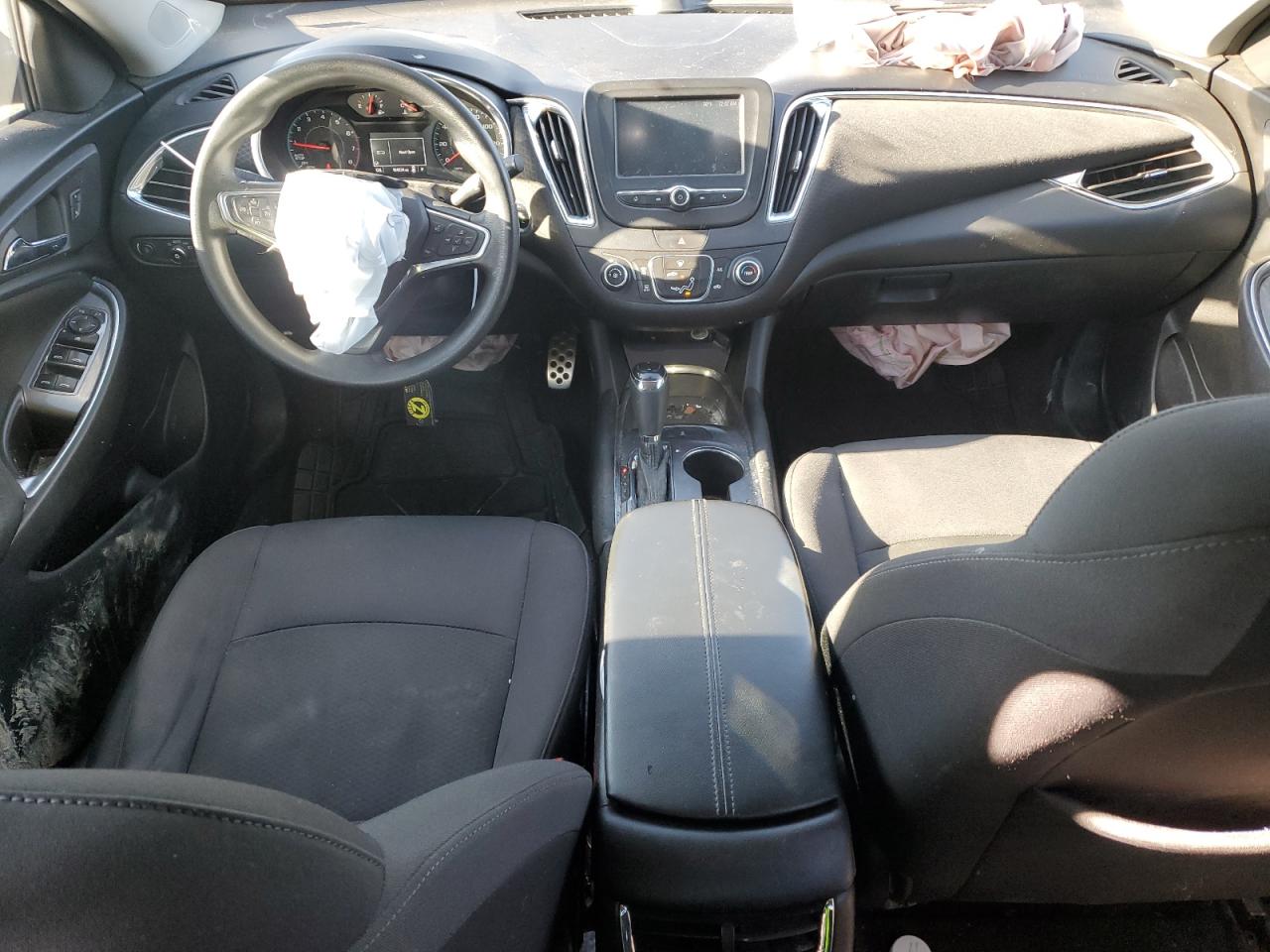1G1ZE5ST1HF176067 CHEVROLET MALIBU 2017