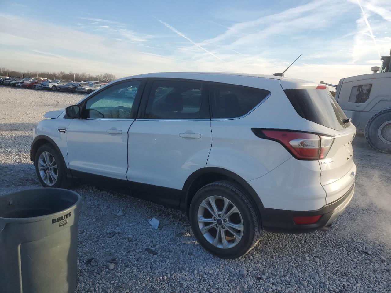 1FMCU0GD4HUD20321 FORD ESCAPE 2017