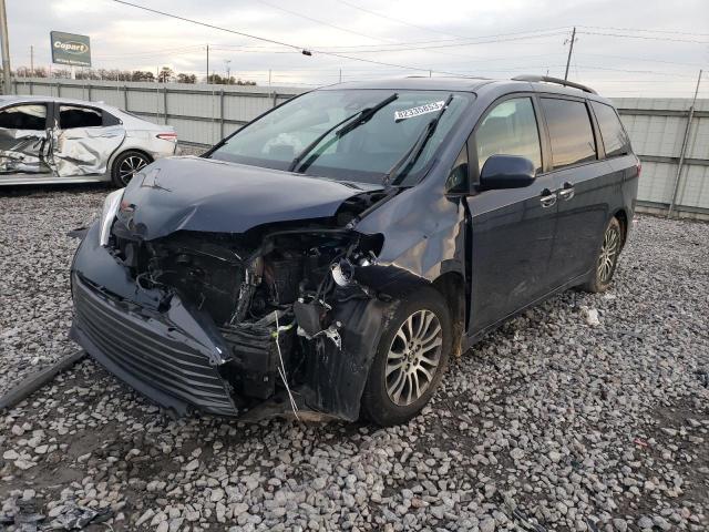 2018 Toyota Sienna XLE