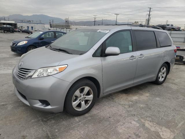 2017 Toyota Sienna LE