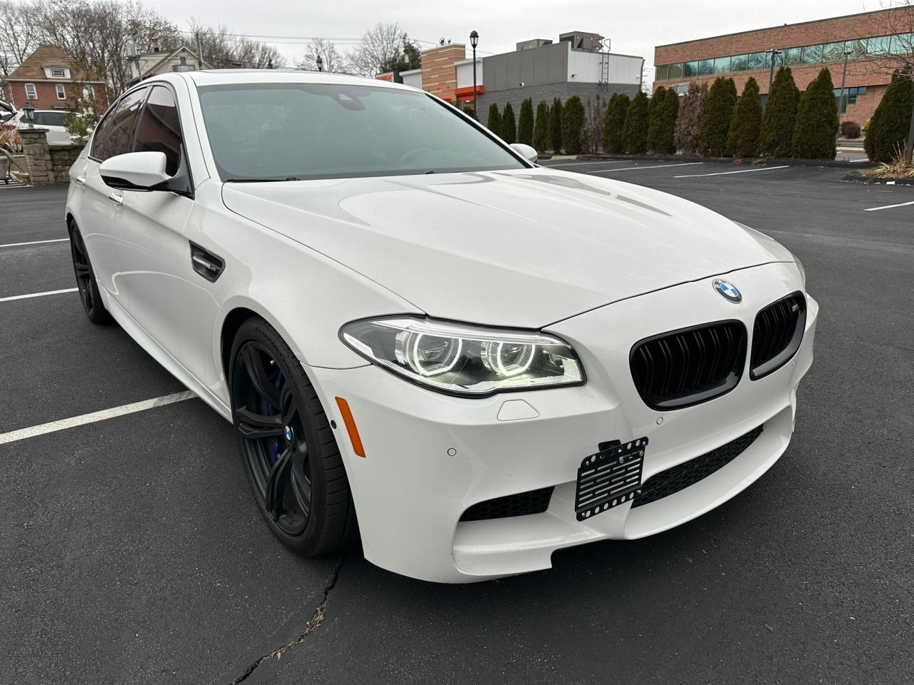 WBSFV9C54FD594710 2015 BMW M5