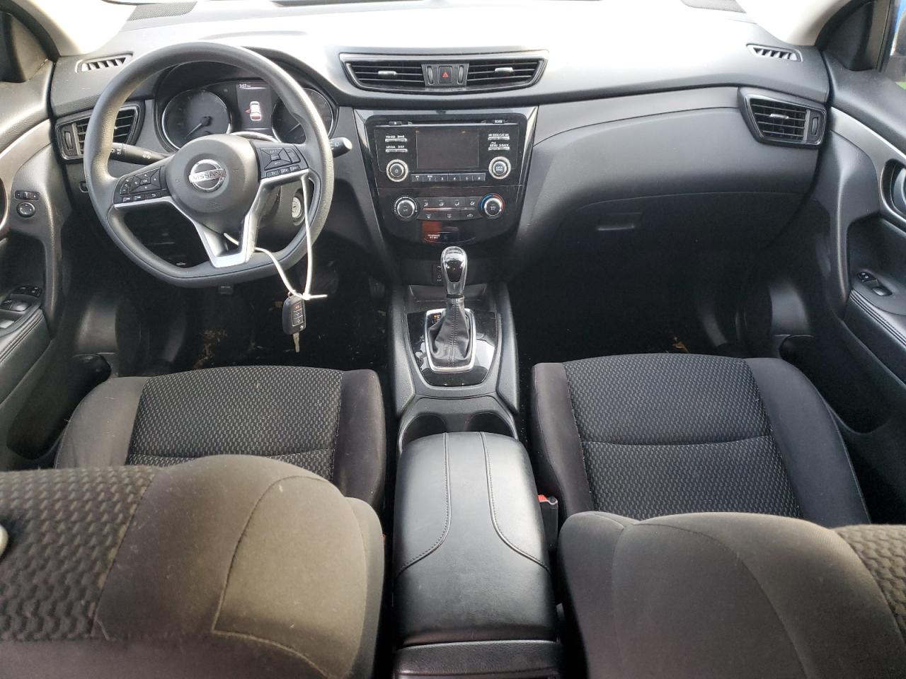 JN1BJ1CR5JW208124 NISSAN ROGUE 2018
