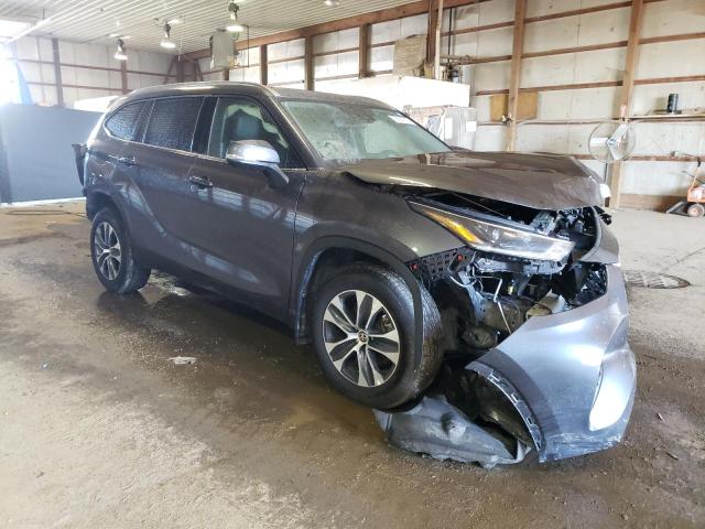 VIN 5TDGZRBH2MS125936 2021 Toyota Highlander, Xle no.4