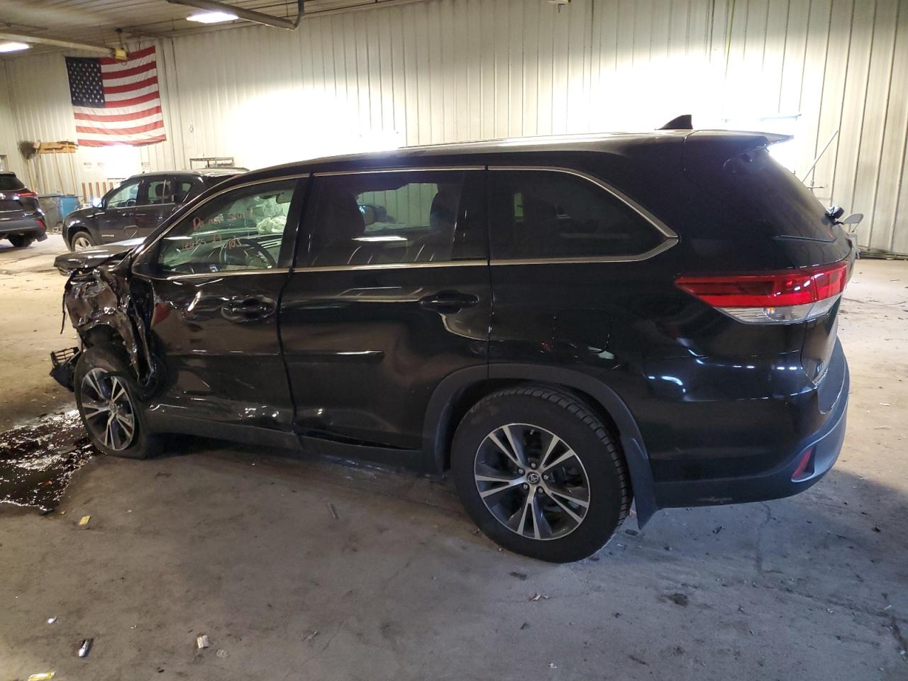 5TDBZRFHXKS955548 TOYOTA HIGHLANDER 2019