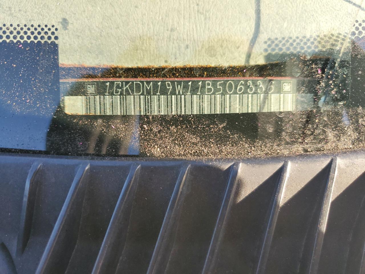 1GKDM19W11B506336 2001 GMC Safari Xt