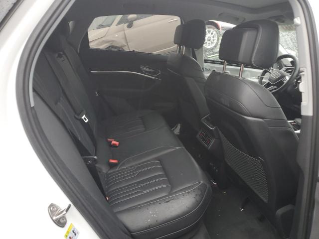 2022 AUDI E-TRON SPO WA13AAGE3NB036384
