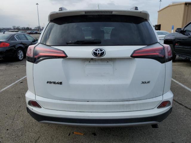 2T3WFREV3JW477374 | 2018 Toyota rav4 adventure