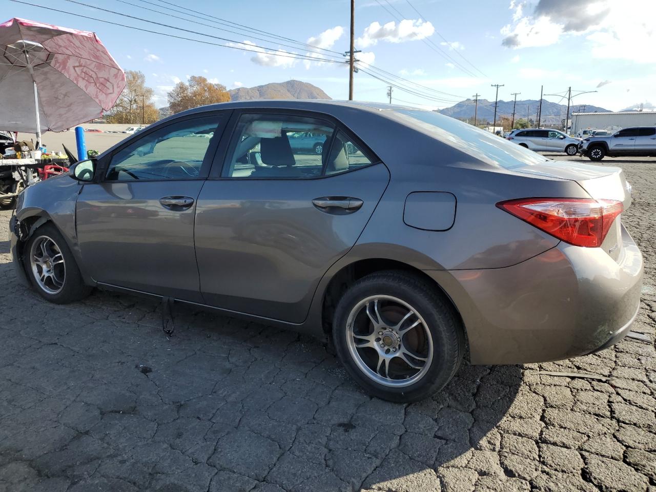 5YFBURHE9HP704653 TOYOTA COROLLA 2017