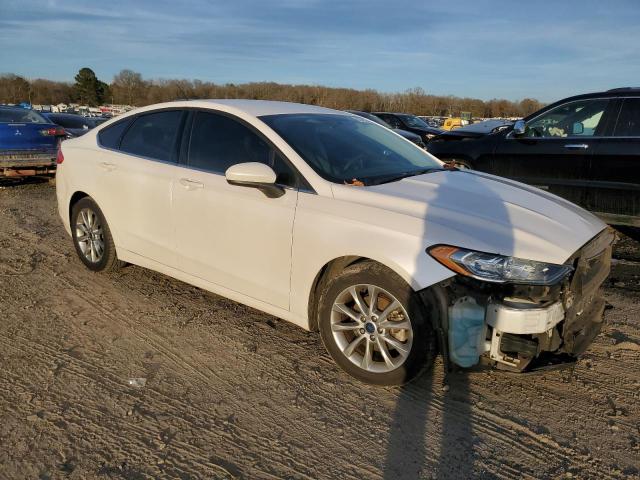 3FA6P0H72HR219258 | 2017 FORD FUSION SE