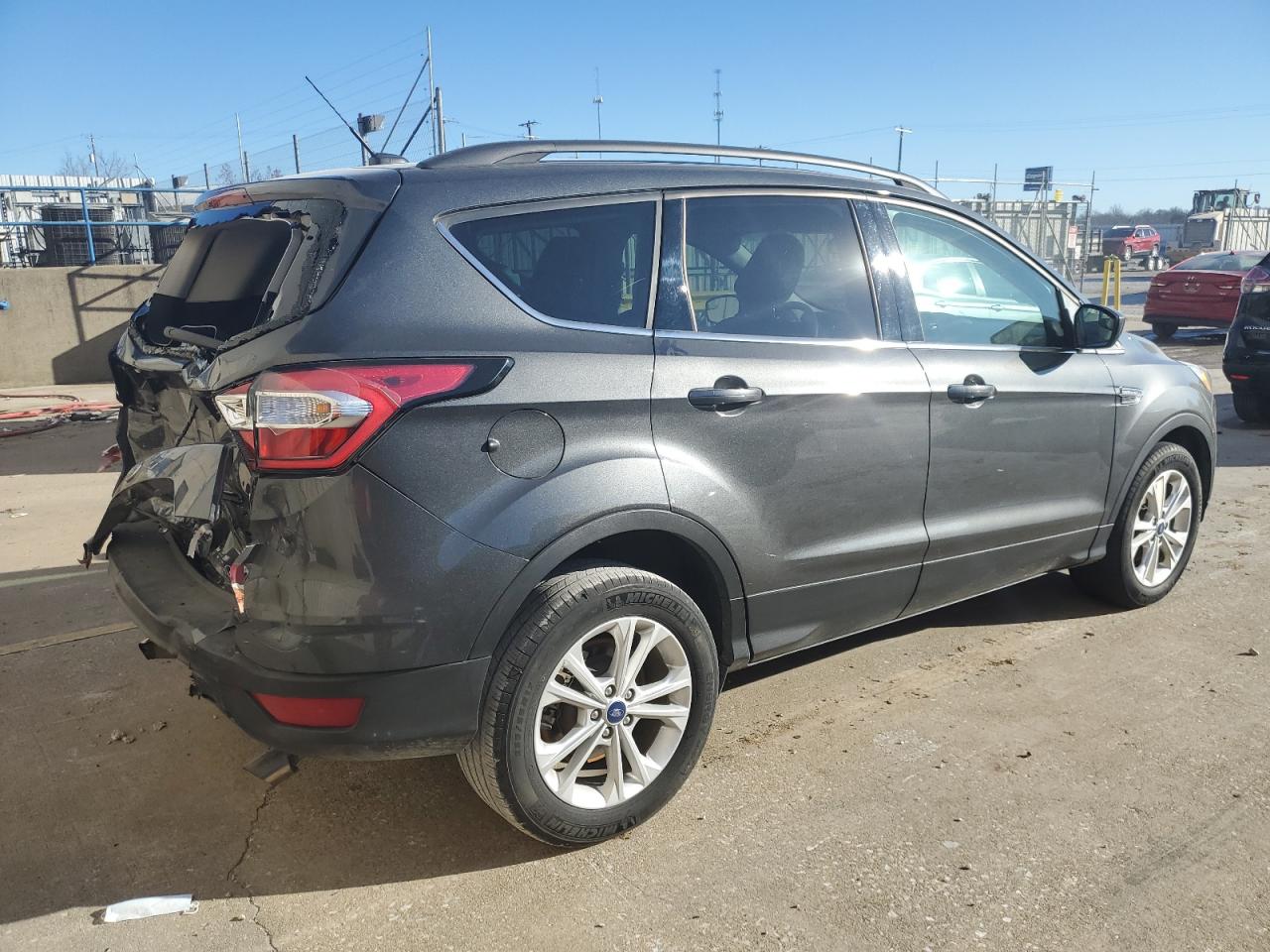 1FMCU0GD6JUA51499 FORD ESCAPE 2018