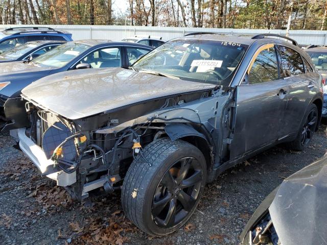 2017 INFINITI QX70 