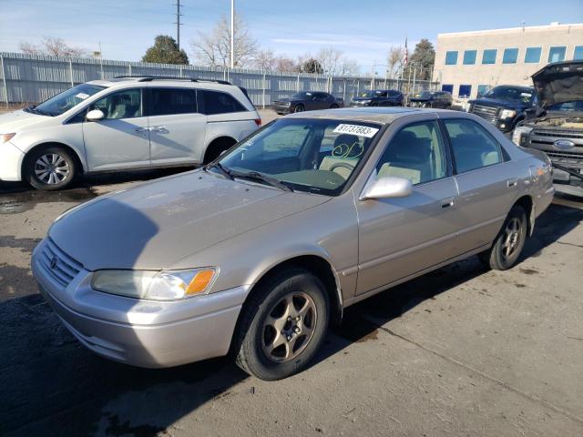 1999 Toyota Camry LE