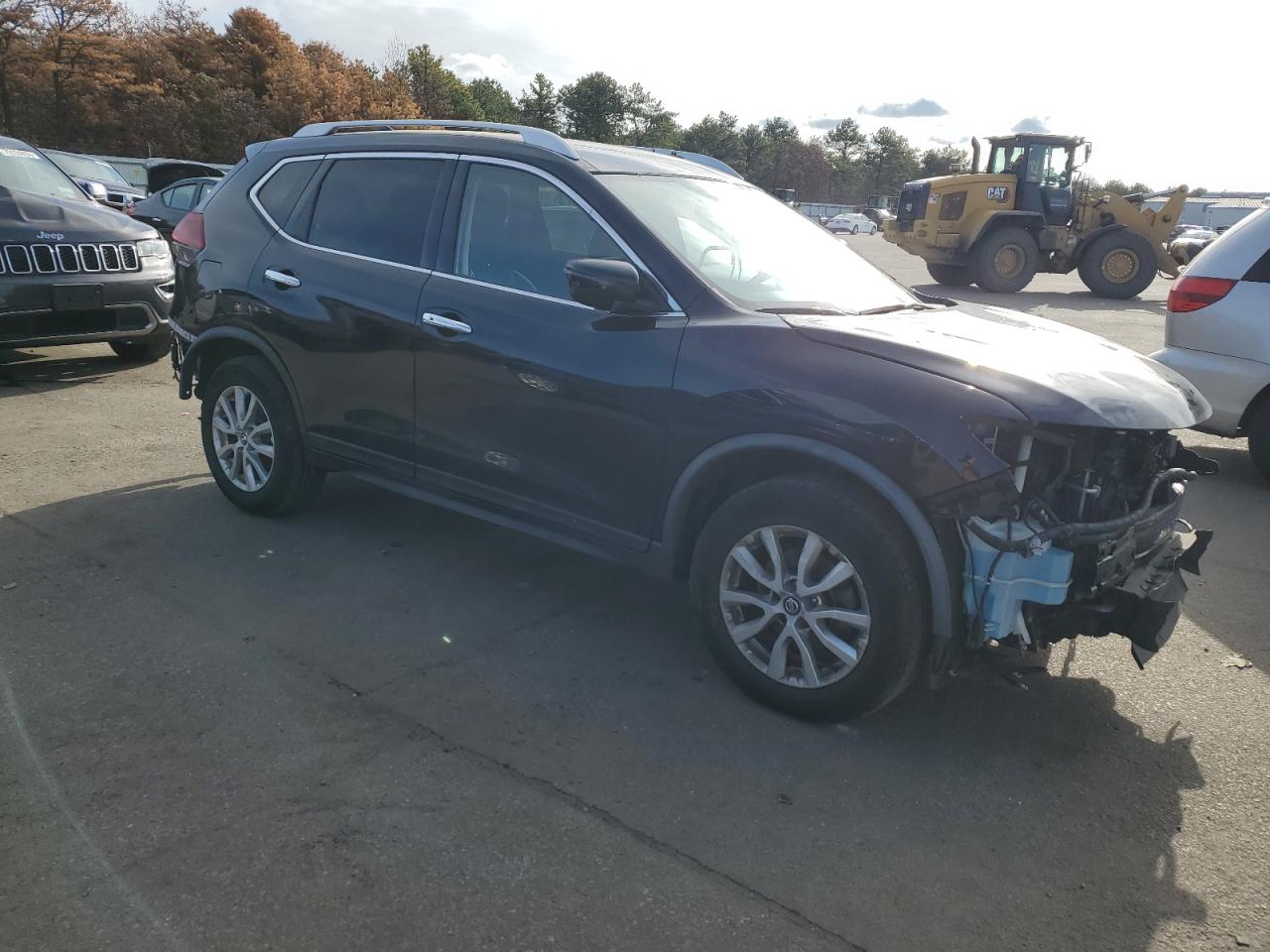 KNMAT2MV8JP602876 NISSAN ROGUE 2018