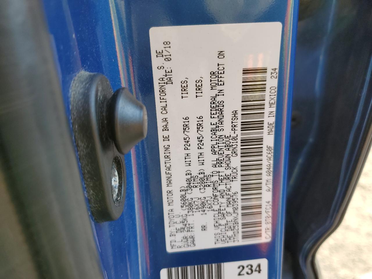 3TMDZ5BNXJM039576 TOYOTA TACOMA 2018
