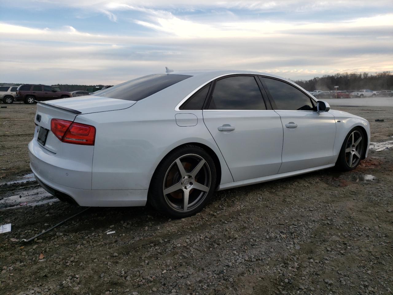 WAUD2AFDXDN008091 2013 Audi S8 Quattro