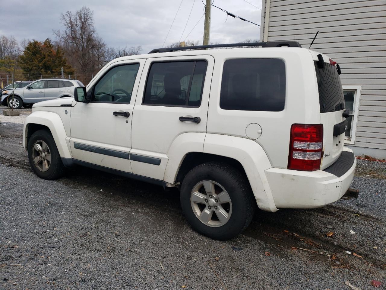 1J8GN28K69W523303 2009 Jeep Liberty Sport