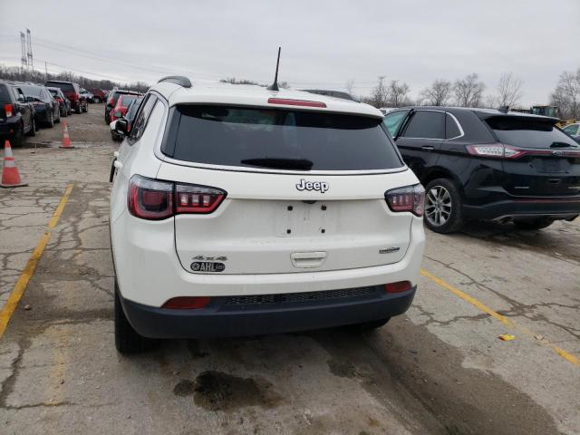 3C4NJDBB9JT415427 | 2018 JEEP COMPASS LA