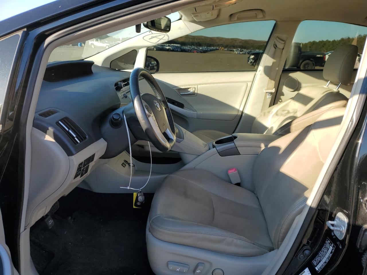 JTDKN3DU2C5518627 2012 Toyota Prius