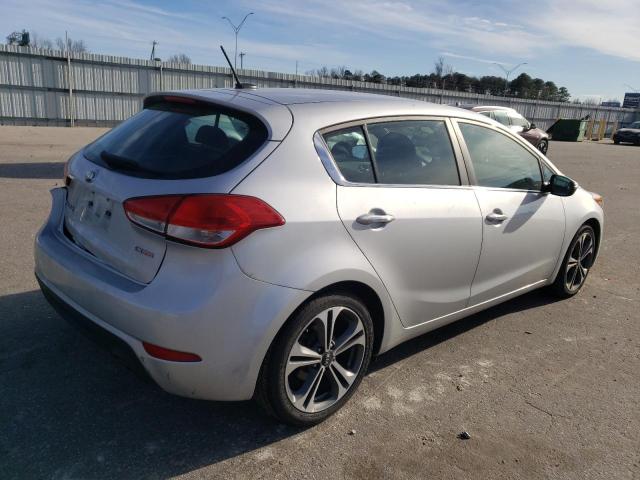 KNAFX5A81G5627582 | 2016 KIA FORTE EX