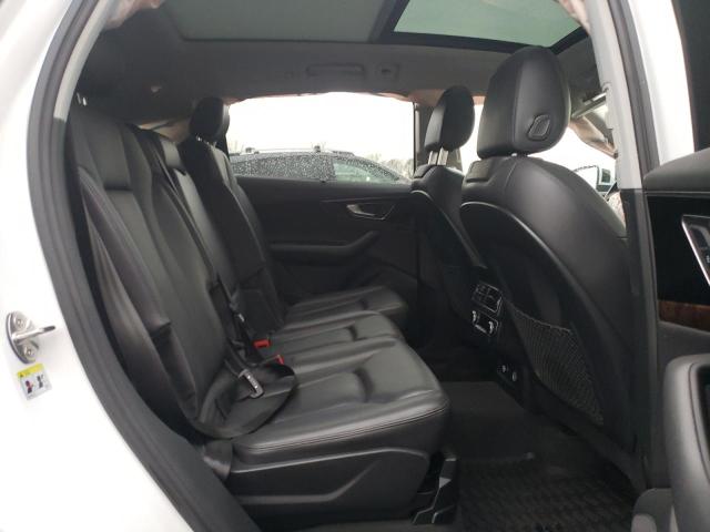 VIN WA1VAAF72JD020932 2018 Audi Q7, Prestige no.10