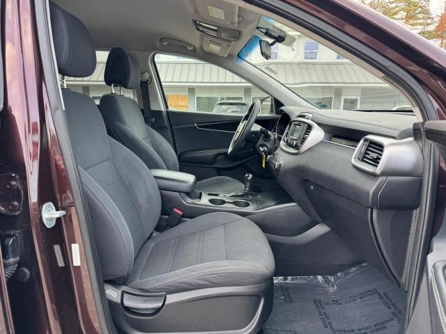 5XYPGDA53GG076411 2016 Kia Sorento Lx