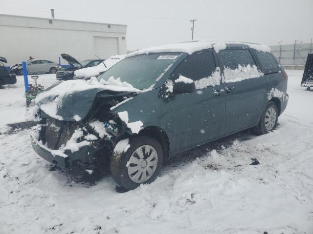 2005 Toyota Sienna CE