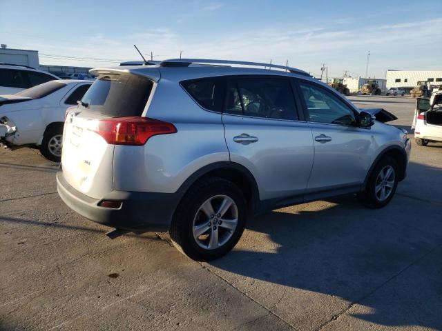 2T3WFREV5FW233426 | 2015 TOYOTA RAV4 XLE