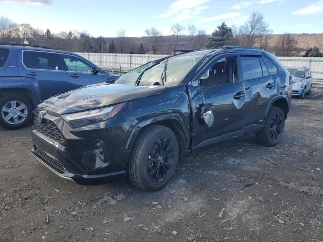 2022 Toyota RAV4 SE