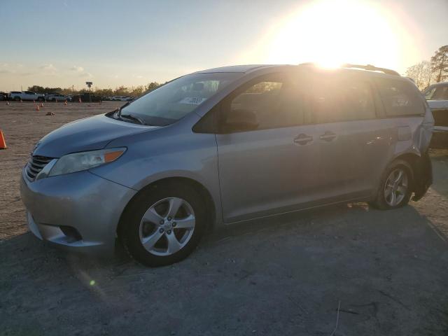 2013 Toyota Sienna LE