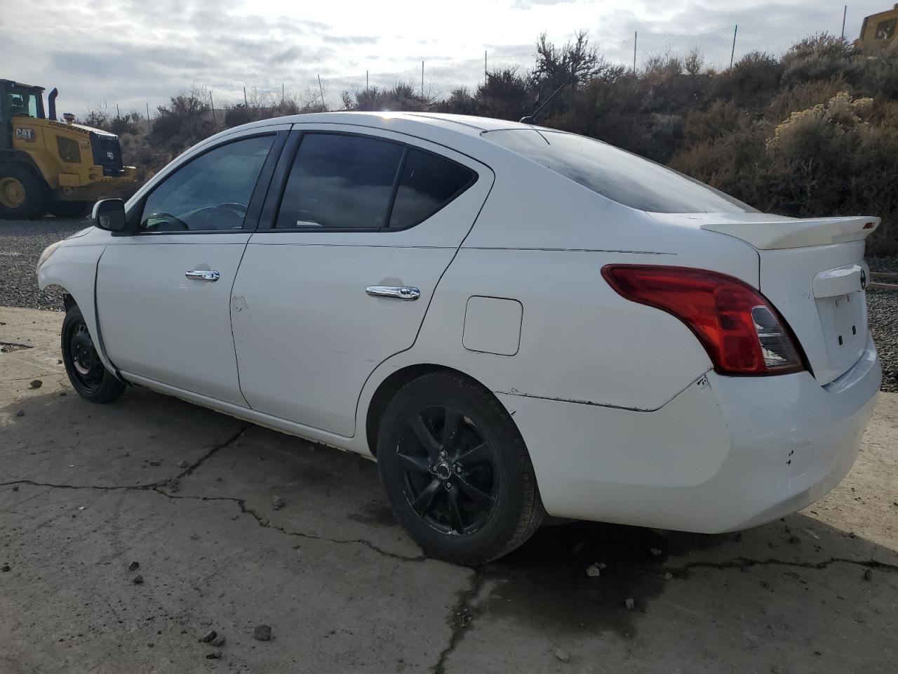 2014 Nissan Versa S vin: 3N1CN7AP5EL800633