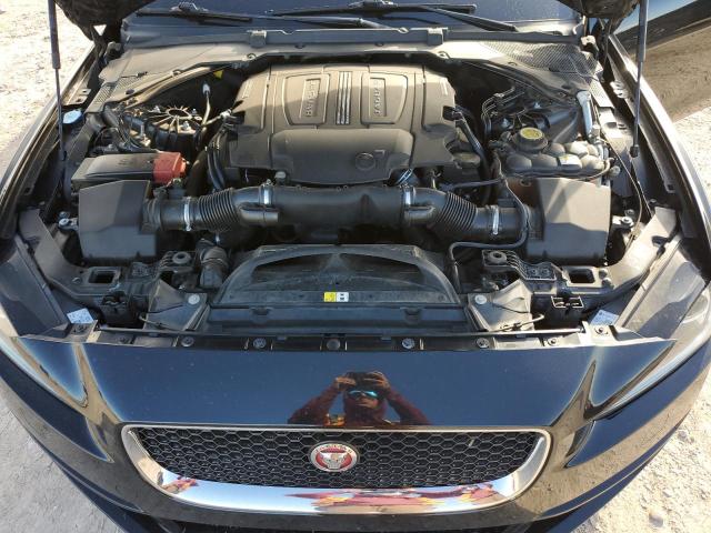 SAJAE4BV5HA973064 | 2017 JAGUAR XE PRESTIG