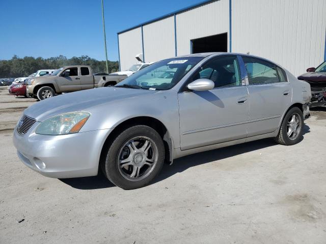 2004 Nissan Altima Base