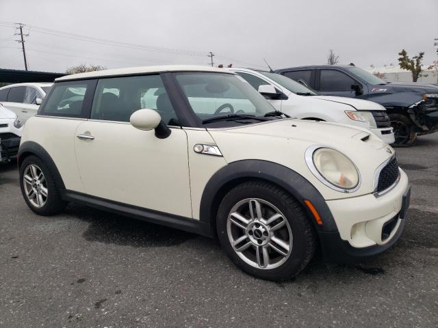 2011 MINI Cooper - Image 4