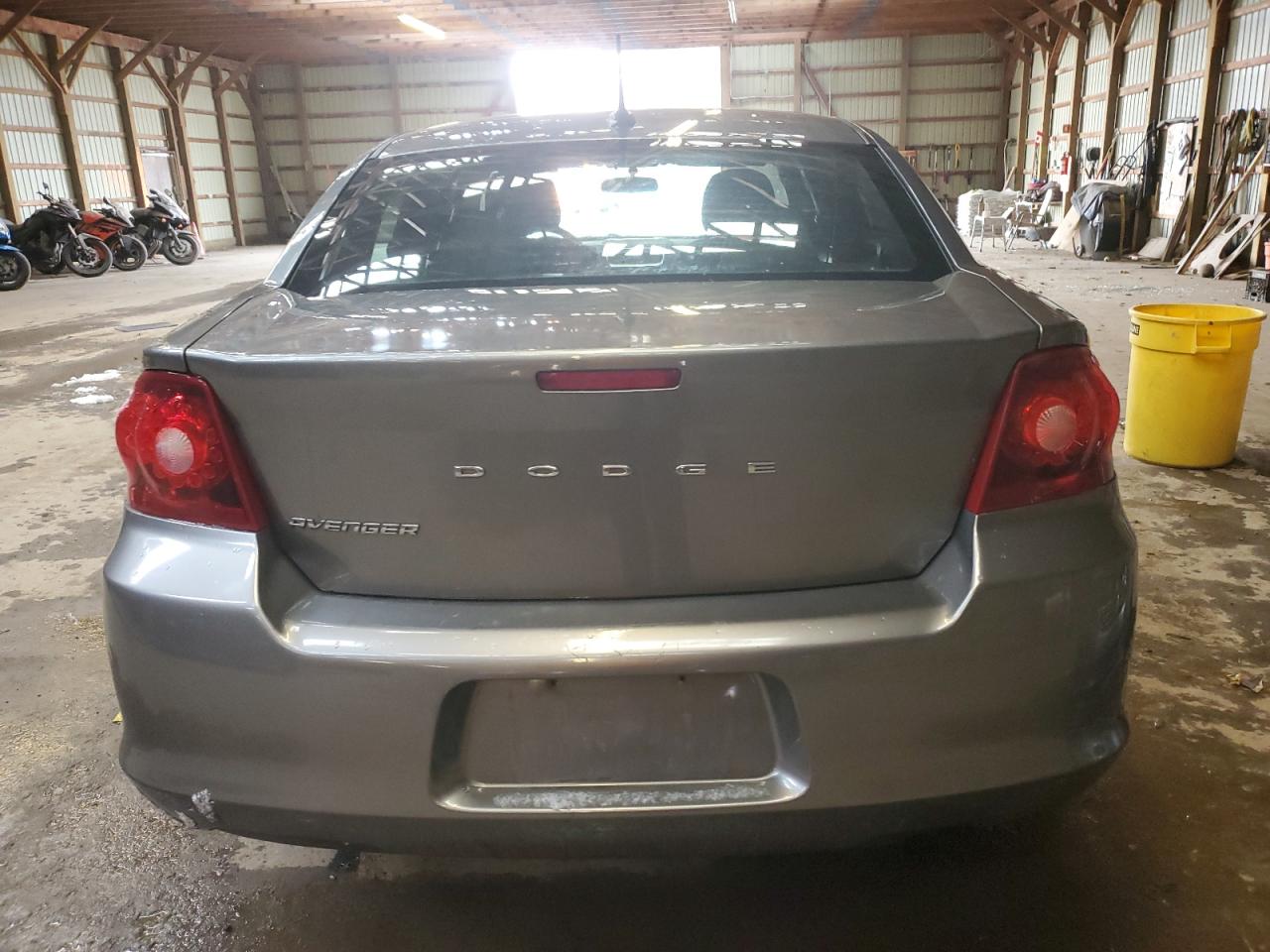 DODGE AVENGER SE