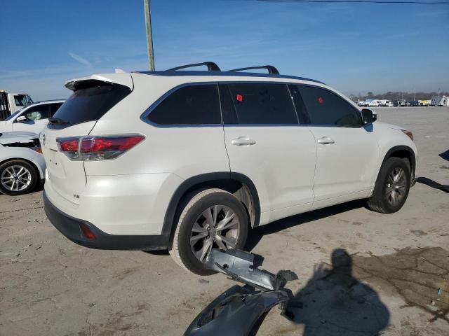 VIN 5TDKKRFH4FS042486 2015 Toyota Highlander, Xle no.3