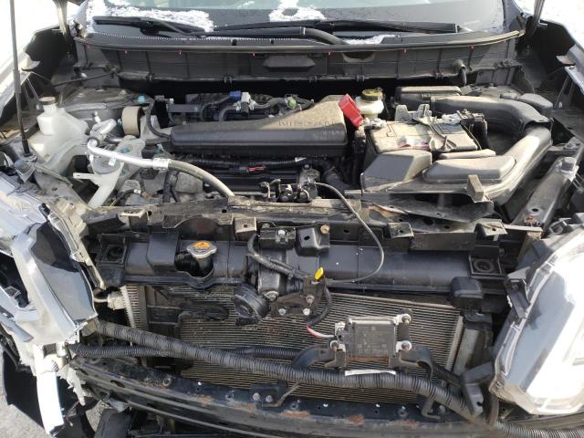 KNMAT2MV8JP589837 NISSAN ROGUE 2018