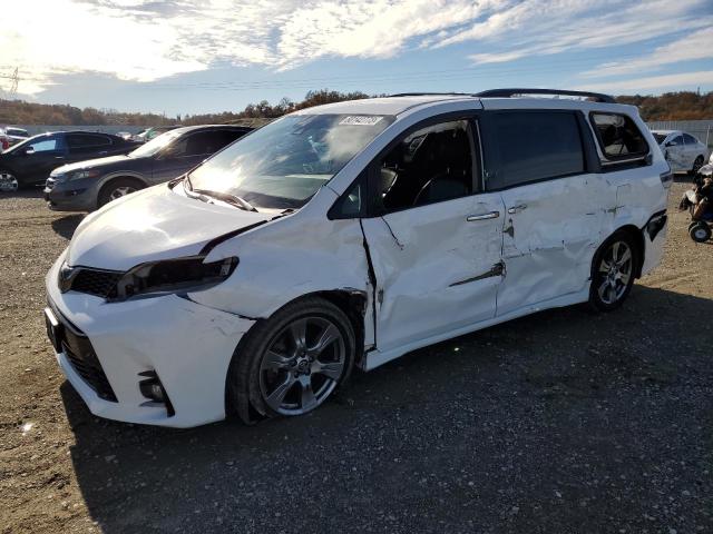 5TDXZ3DC2KS985721 2019 TOYOTA SIENNA, photo no. 1