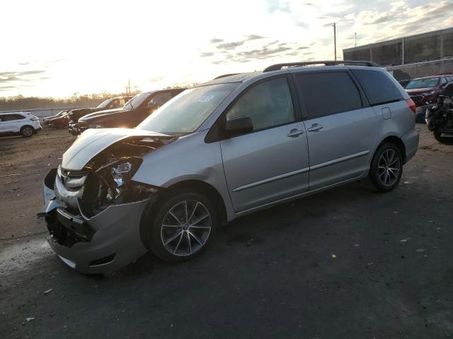 2010 Toyota Sienna CE