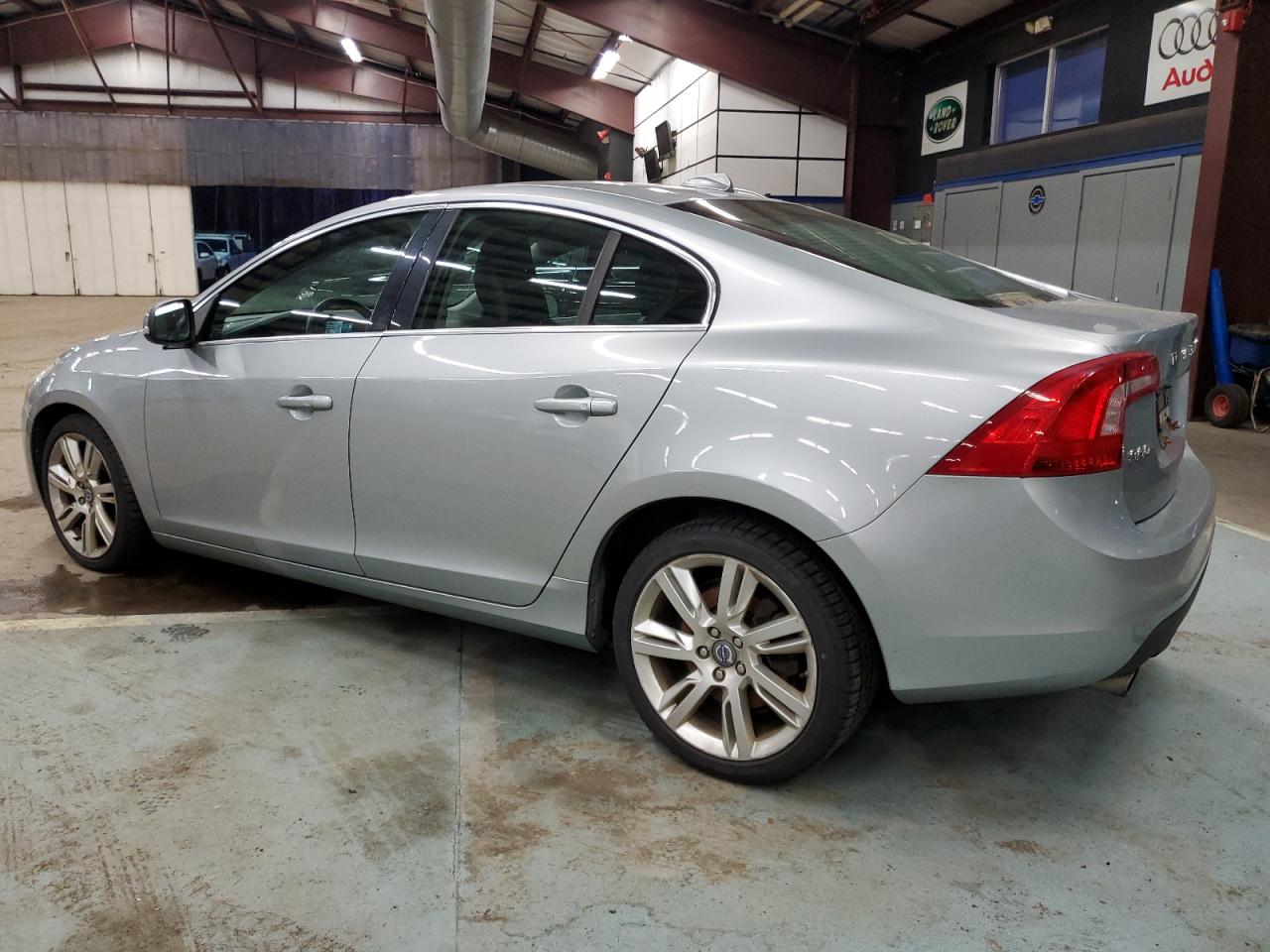 yv1902fh8b2016433 YV1902FH8B2016433 2011 Volvo S60 T6