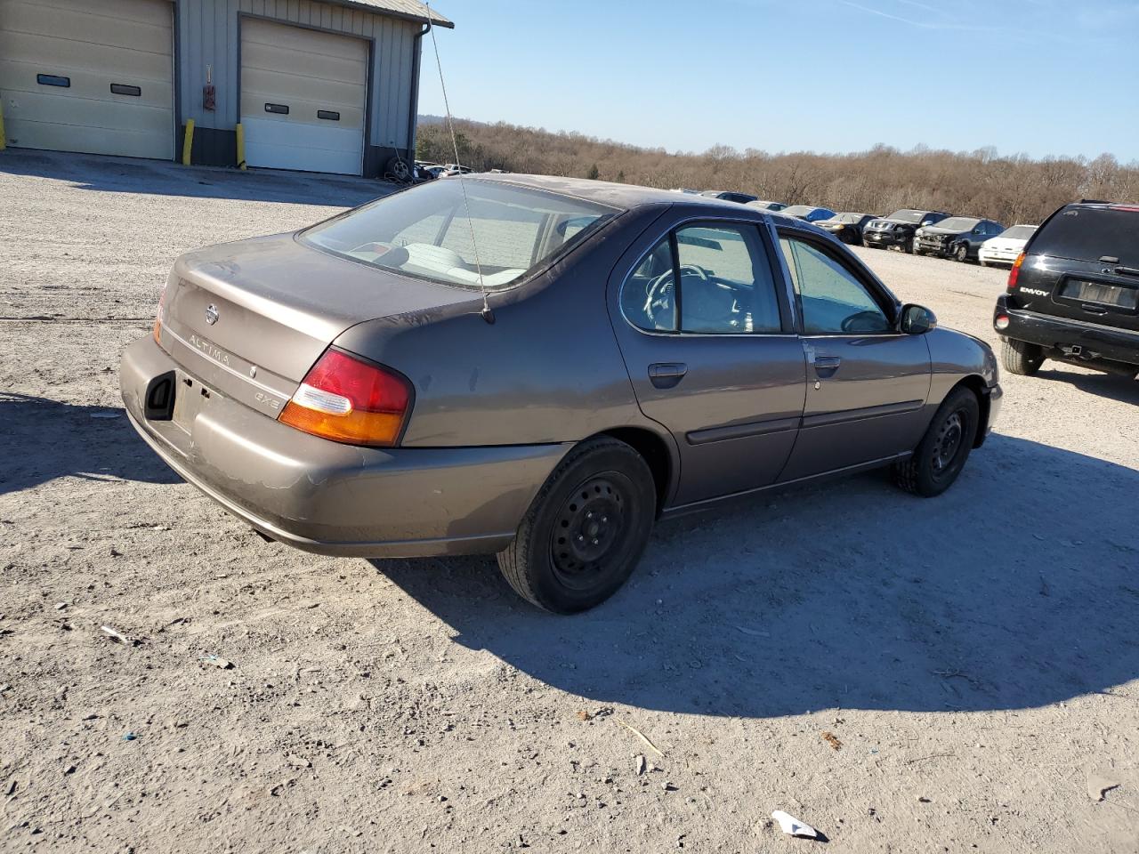 1N4DL01D7WC162084 1998 Nissan Altima Xe