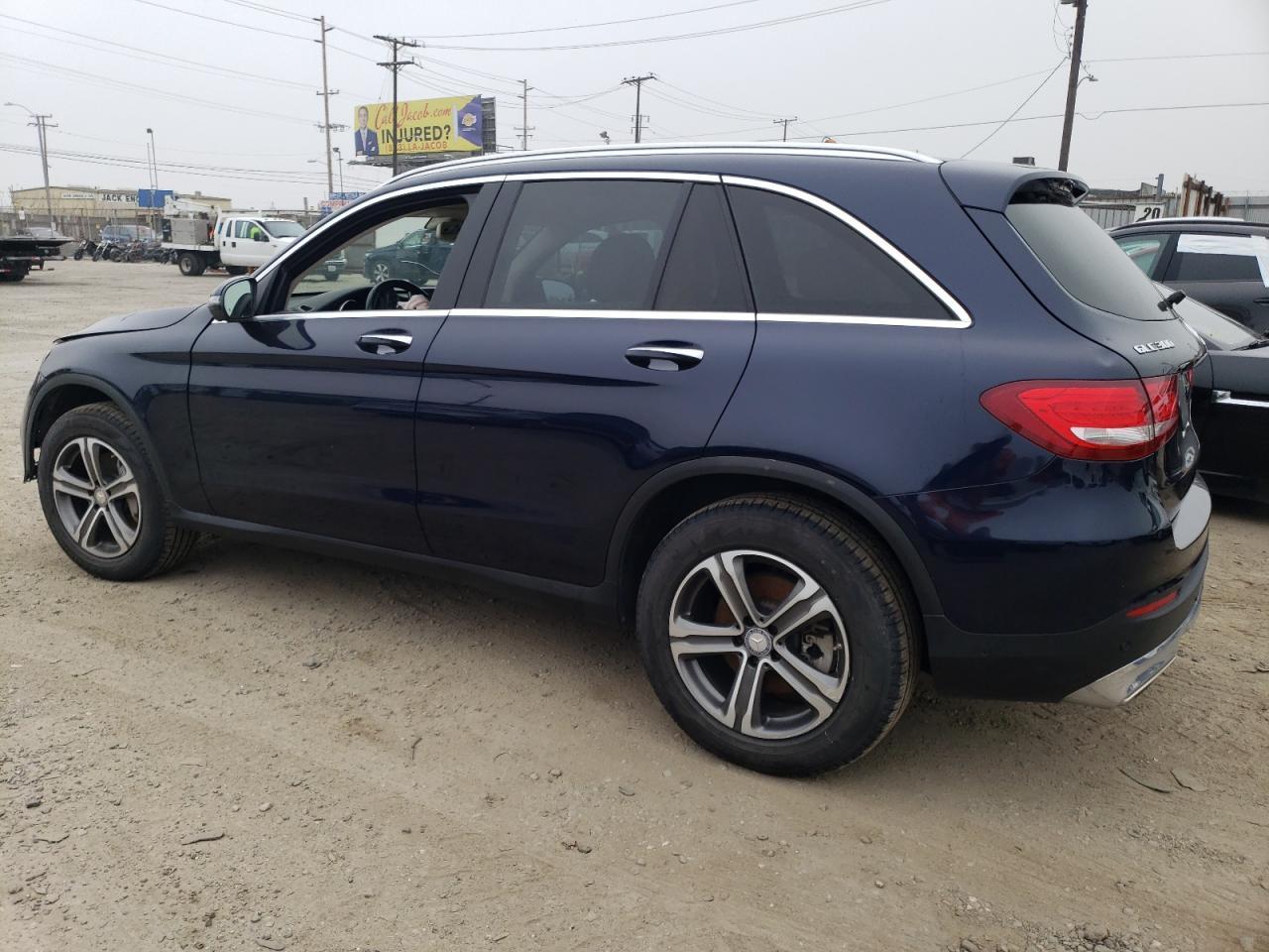 WDC0G4KB8HF202685 2017 Mercedes-Benz Glc 300 4Matic