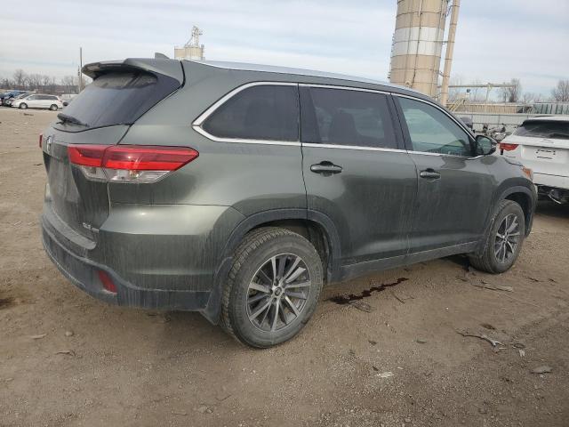 VIN 5TDJZRFH1KS741737 2019 Toyota Highlander, SE no.3