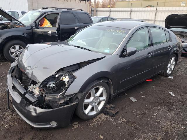 2004 Nissan Maxima SE