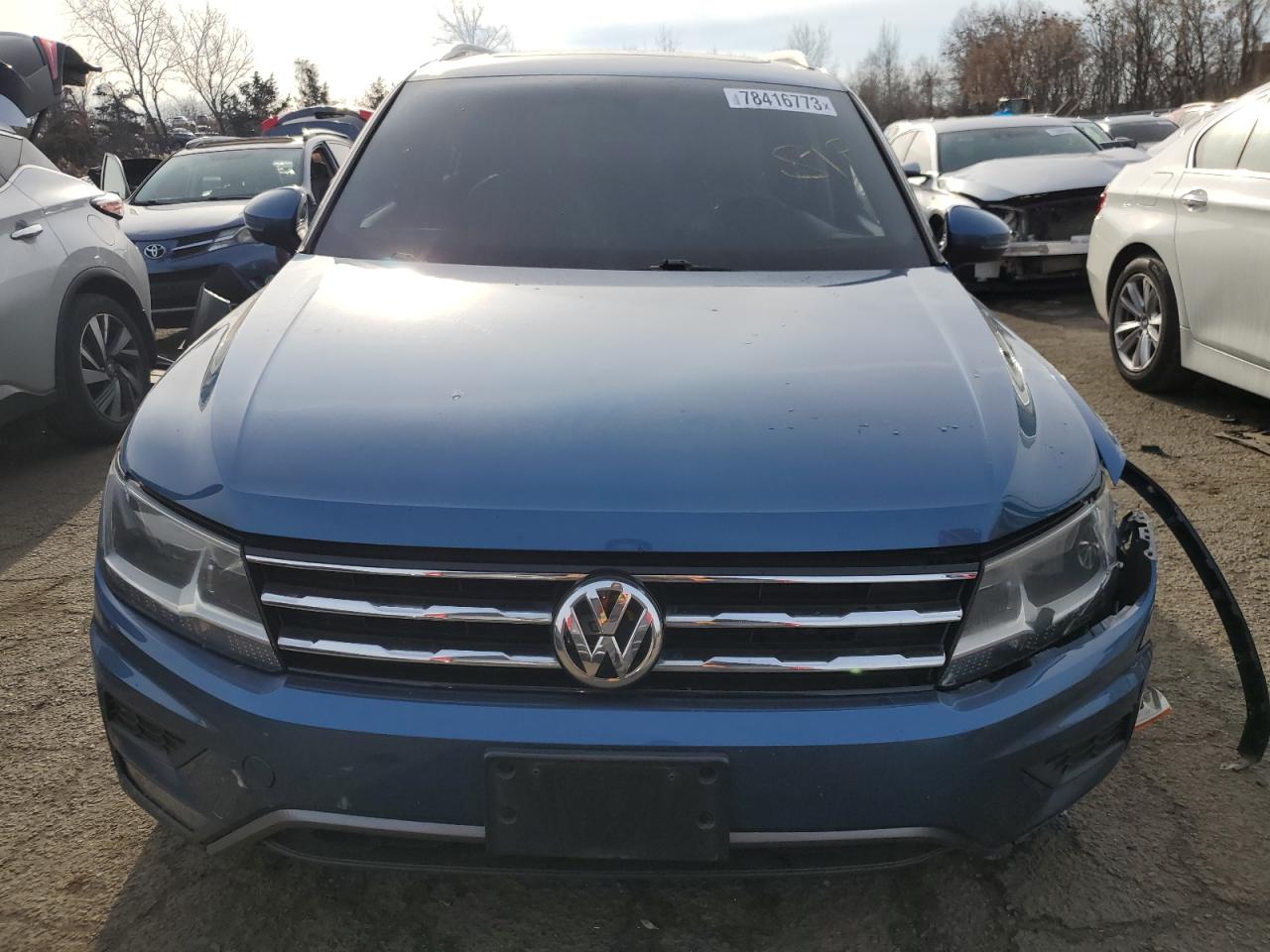 3VV2B7AX4JM029363 2018 Volkswagen Tiguan Se