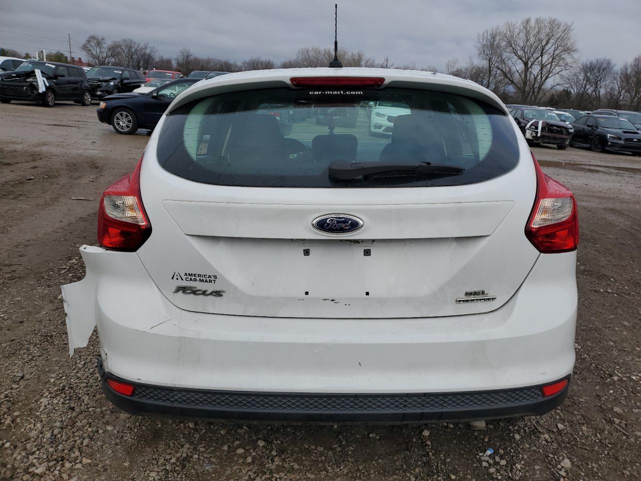 1FAHP3M26CL437733 2012 Ford Focus Sel