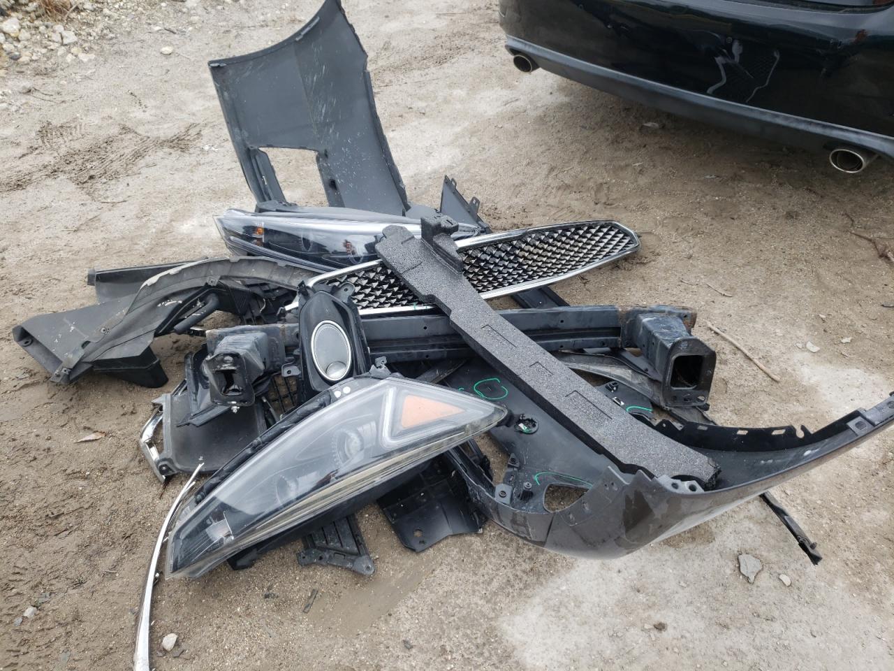 KNALB4J1XH5072759 2017 Kia Cadenza Premium