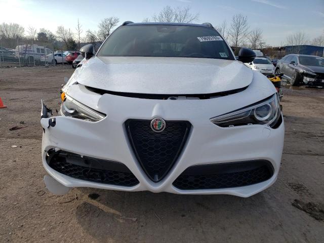 ZASPAKBN0N7D47267 Alfa Romeo Stelvio TI 5