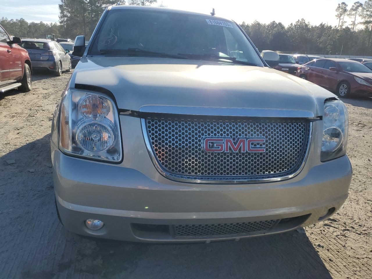 1GKS2MEF6DR209613 2013 GMC Yukon Xl Denali