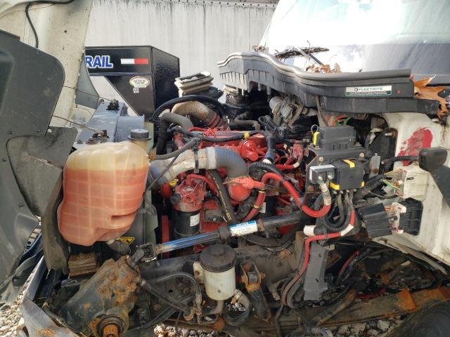 Lot #2244359188 2020 INTERNATIONAL MV607 salvage car
